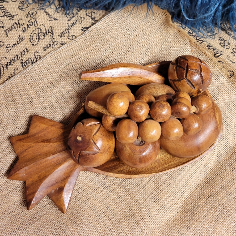 Vintage rare wooden carved fruit 9 piece fits together like a puzz